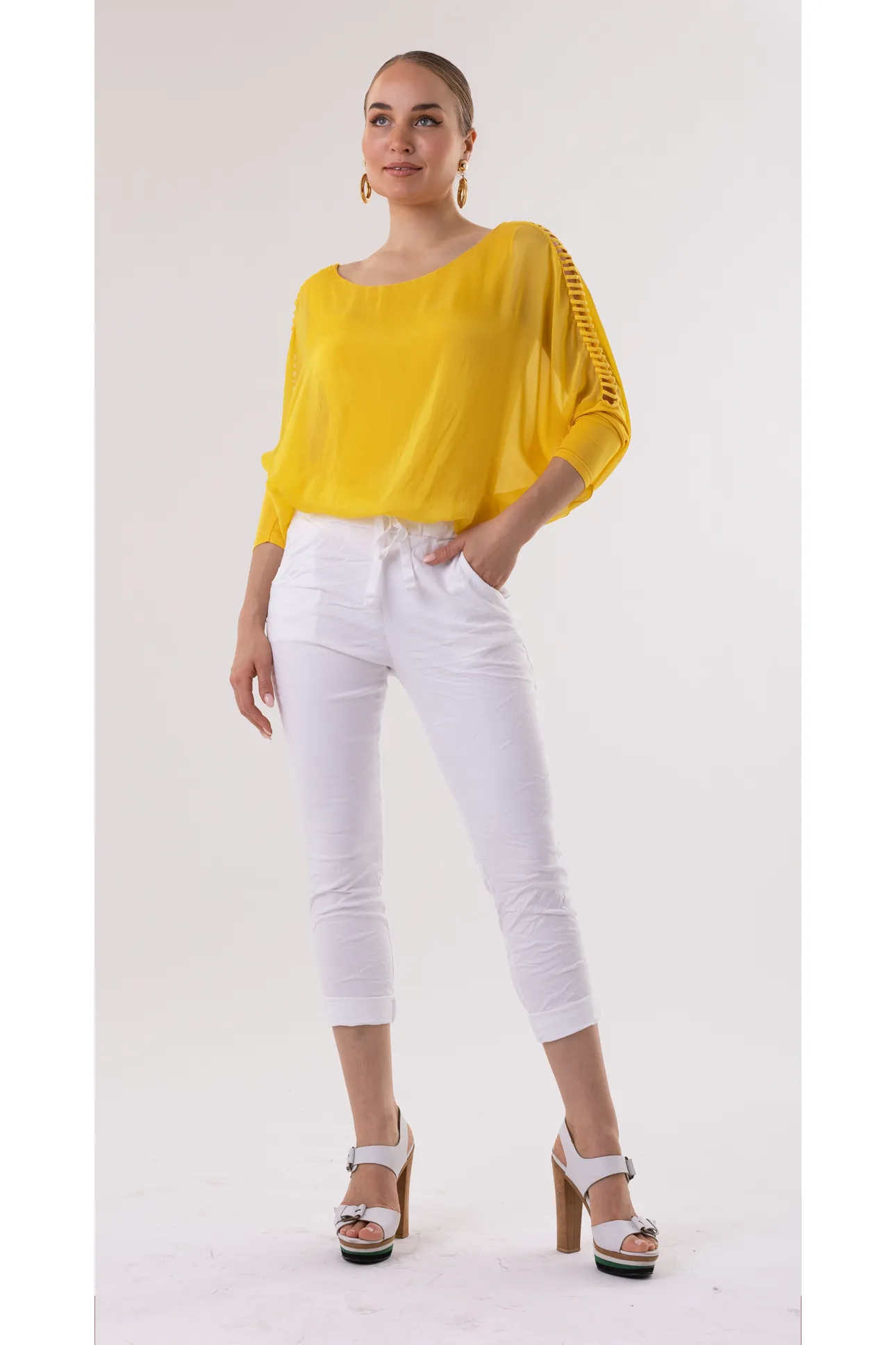 Bella Amore - Round Neck Blouse with Arm Cutouts - in BLACK - 17295