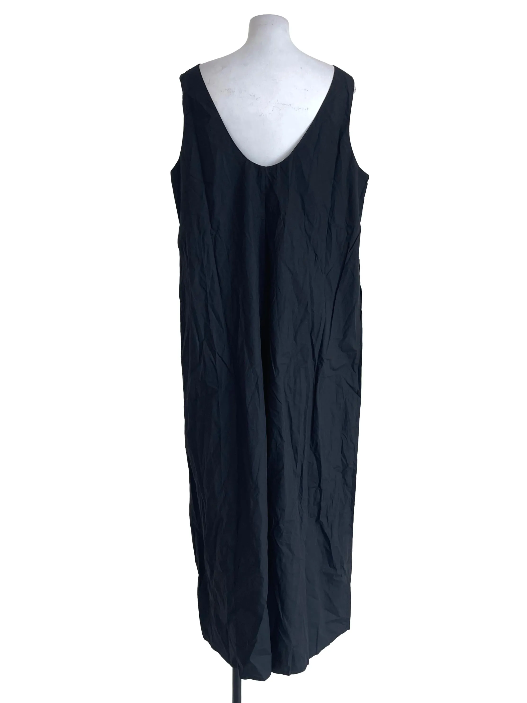 Black Round Neck Wide Strap Jumpsuit LB