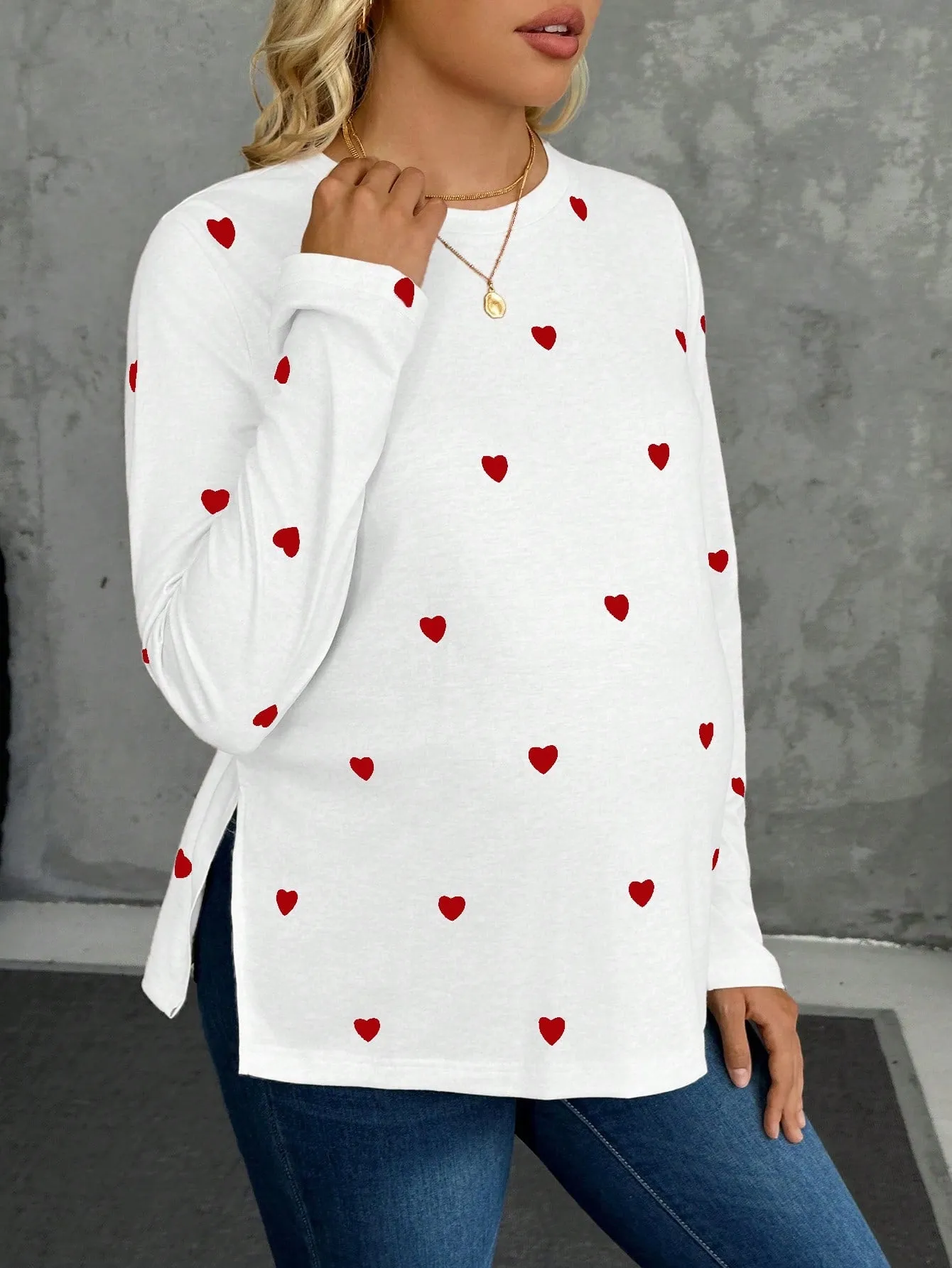 Camiseta Premamá con Abertura Lateral y Corazón