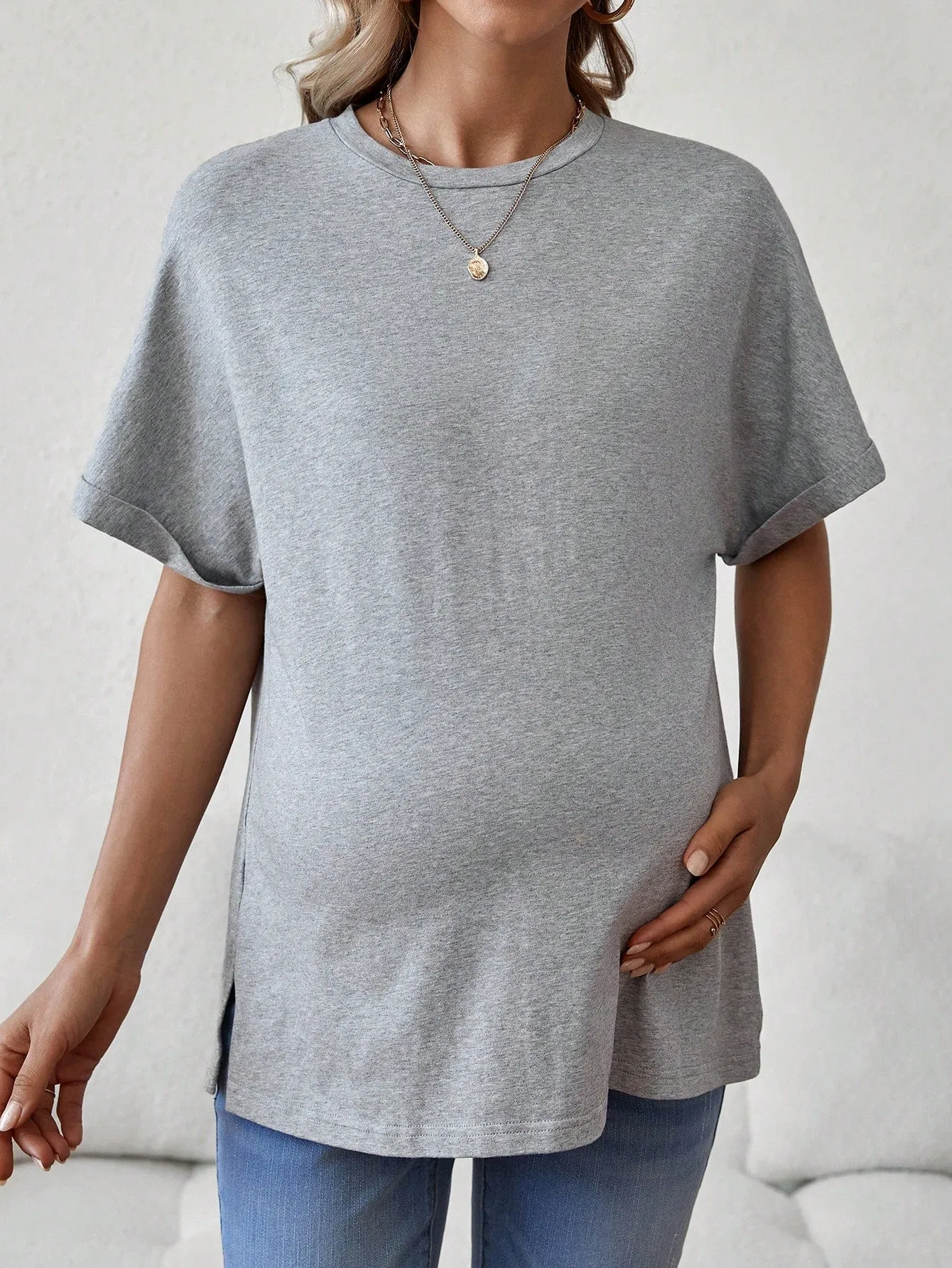 Camiseta Premamá Con Cuello Redondo y Corte Holgado