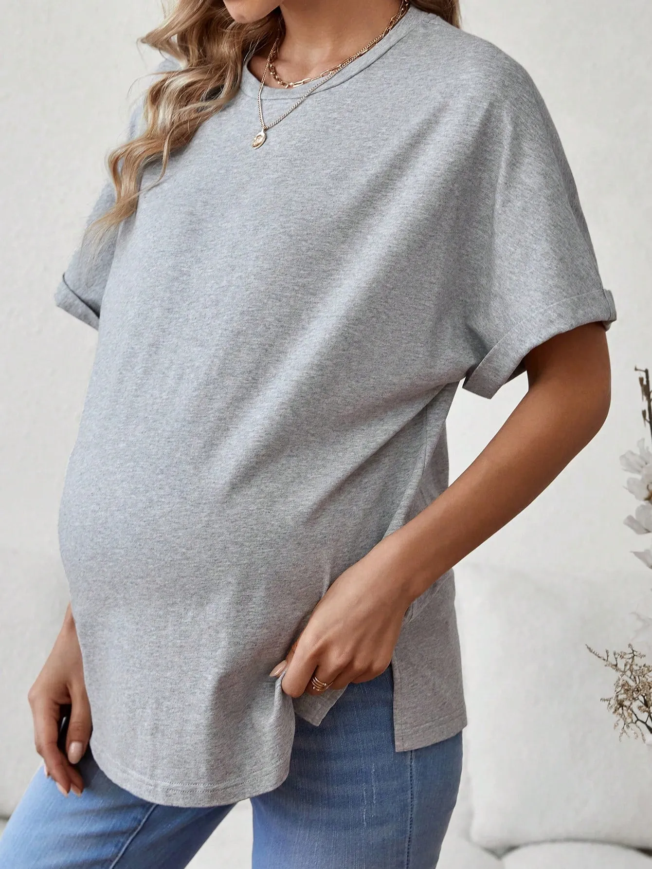 Camiseta Premamá Con Cuello Redondo y Corte Holgado