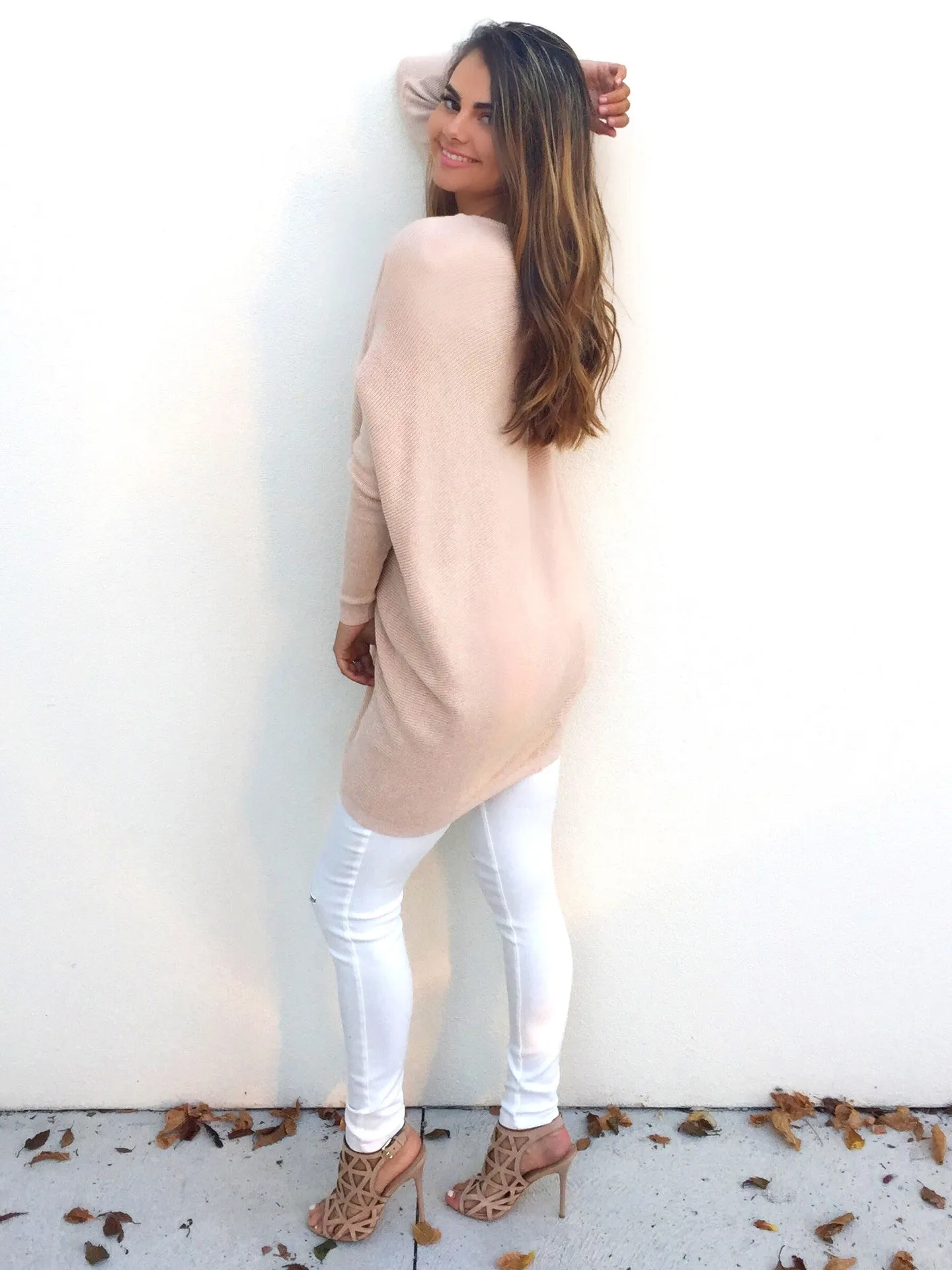 Celino Women's Peach Sexy Long Sleeve V Neck Autumn Knitted Tops Sweater