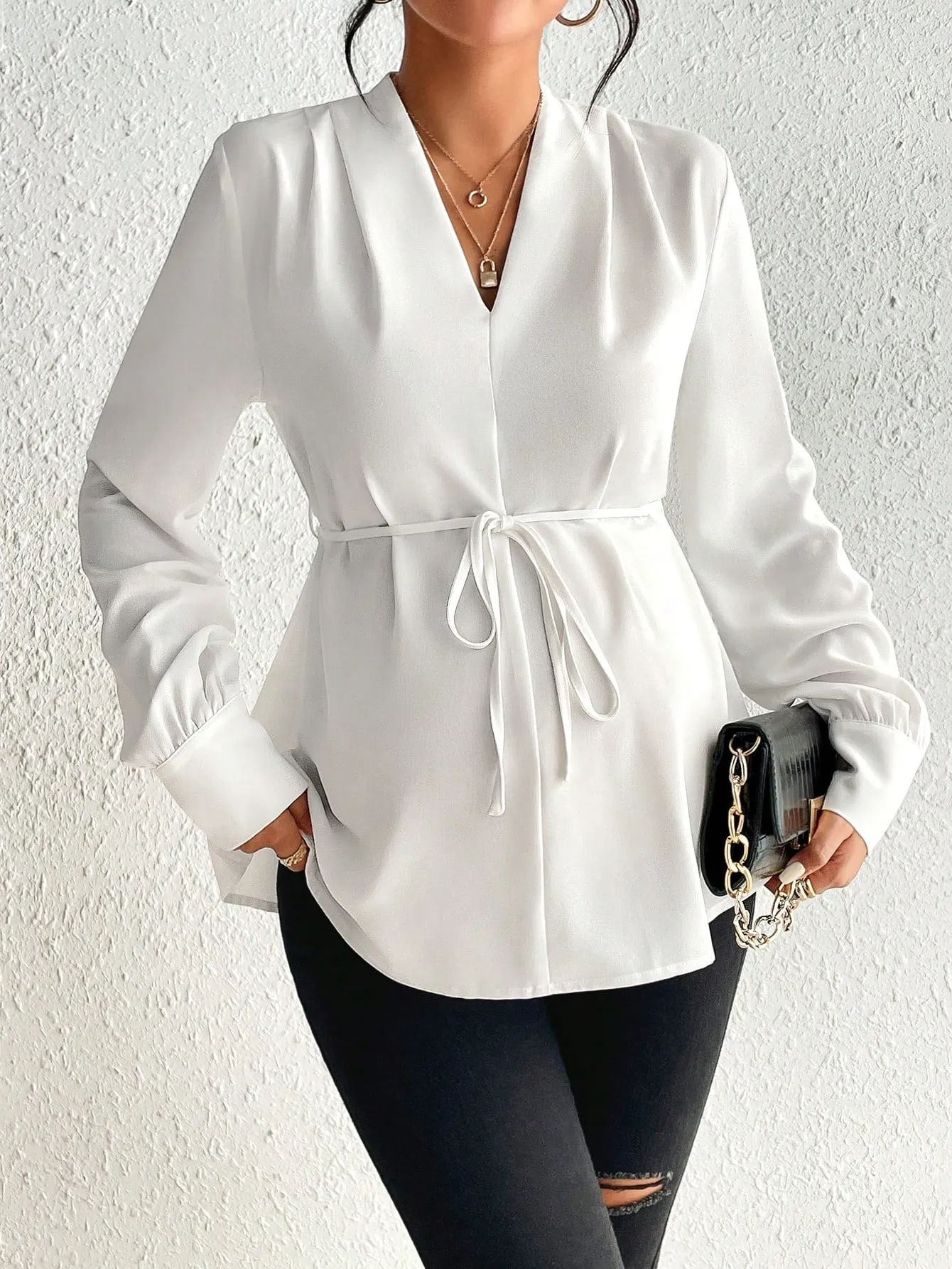 Cherry Vibes Blusa de manga larga con cuello en V para maternidad