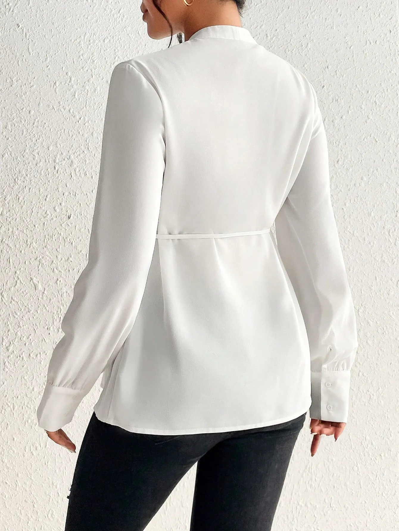 Cherry Vibes Blusa de manga larga con cuello en V para maternidad