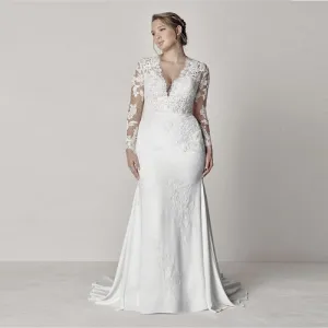 Fashionable V-Neck Lace Appliques Mermaid Wedding Dresses