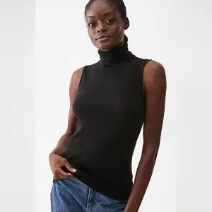 Hillary Turtleneck Shell