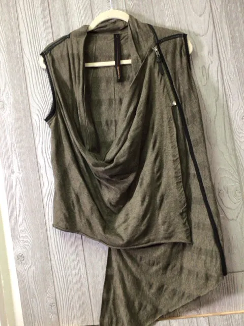 Imrpovd Vest Size Large Art-to-wear