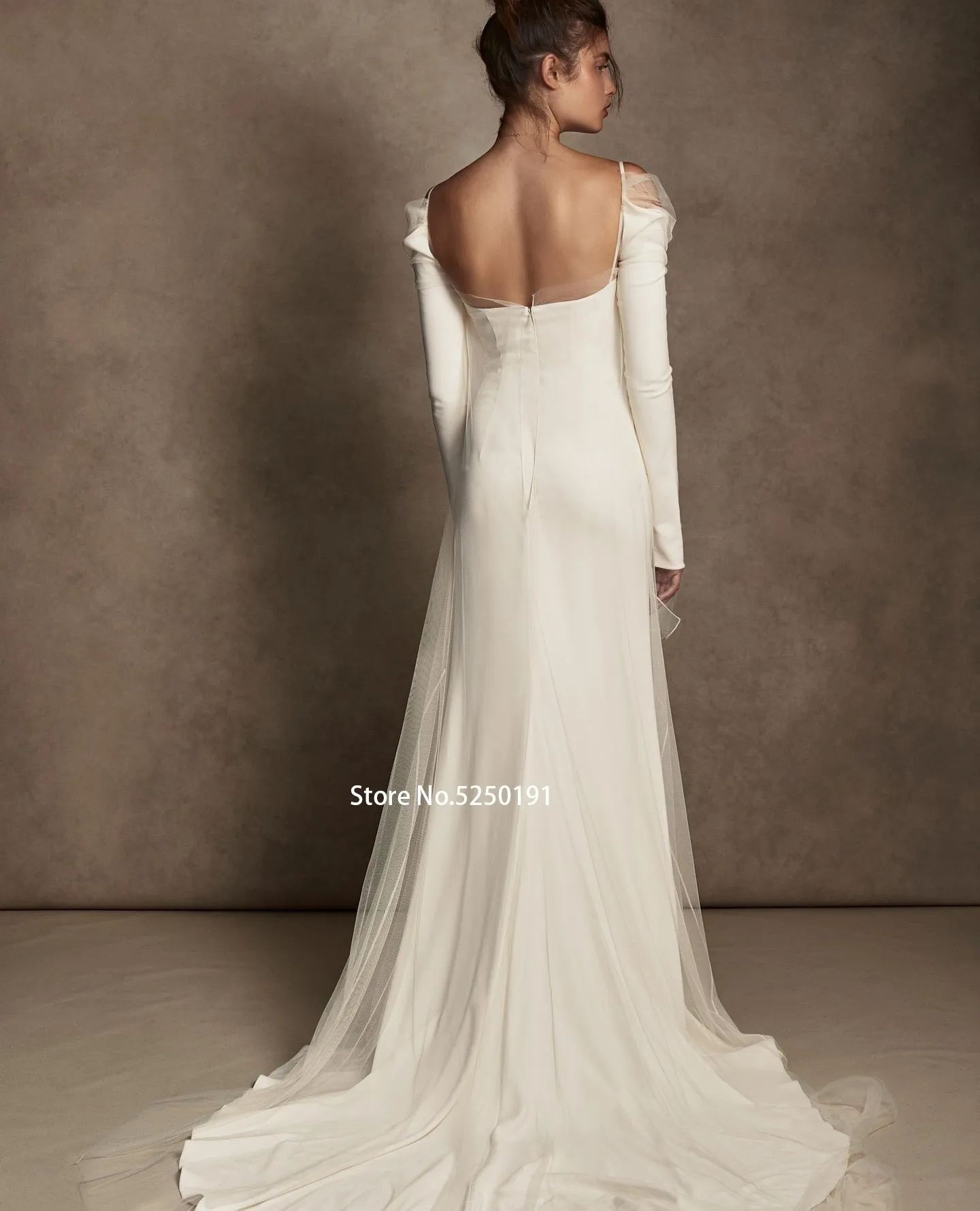 Long Sleeves Boat Neck Sheath/Column Wedding Dresses