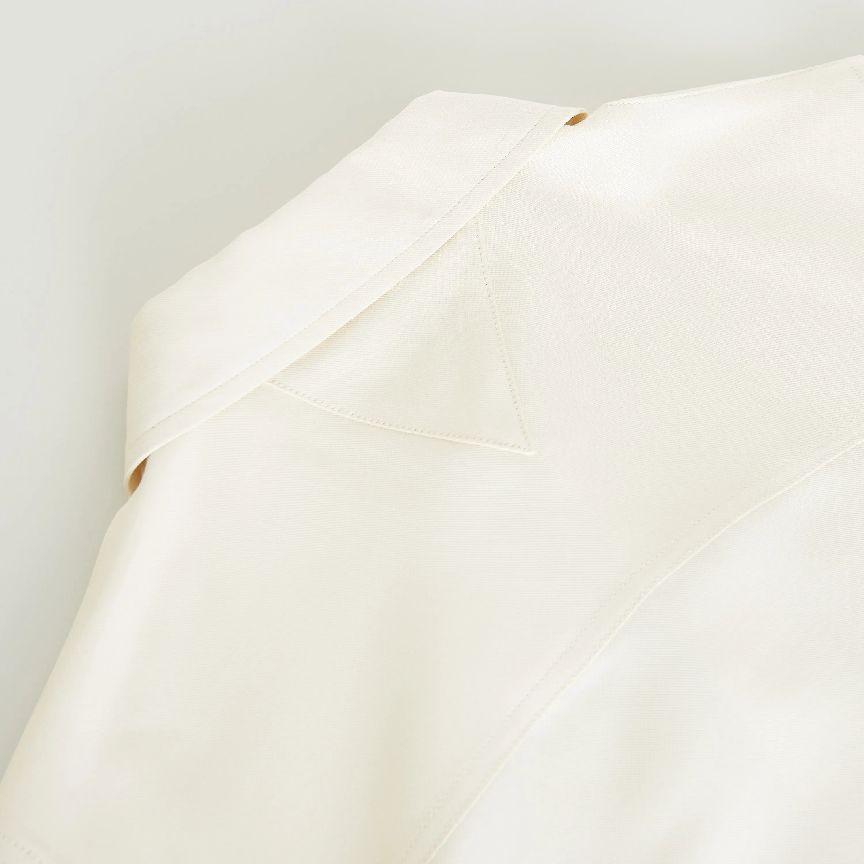 Longsleeve Shirt In Seasalt Beige Viscose & Silk Mix Fluid Twill