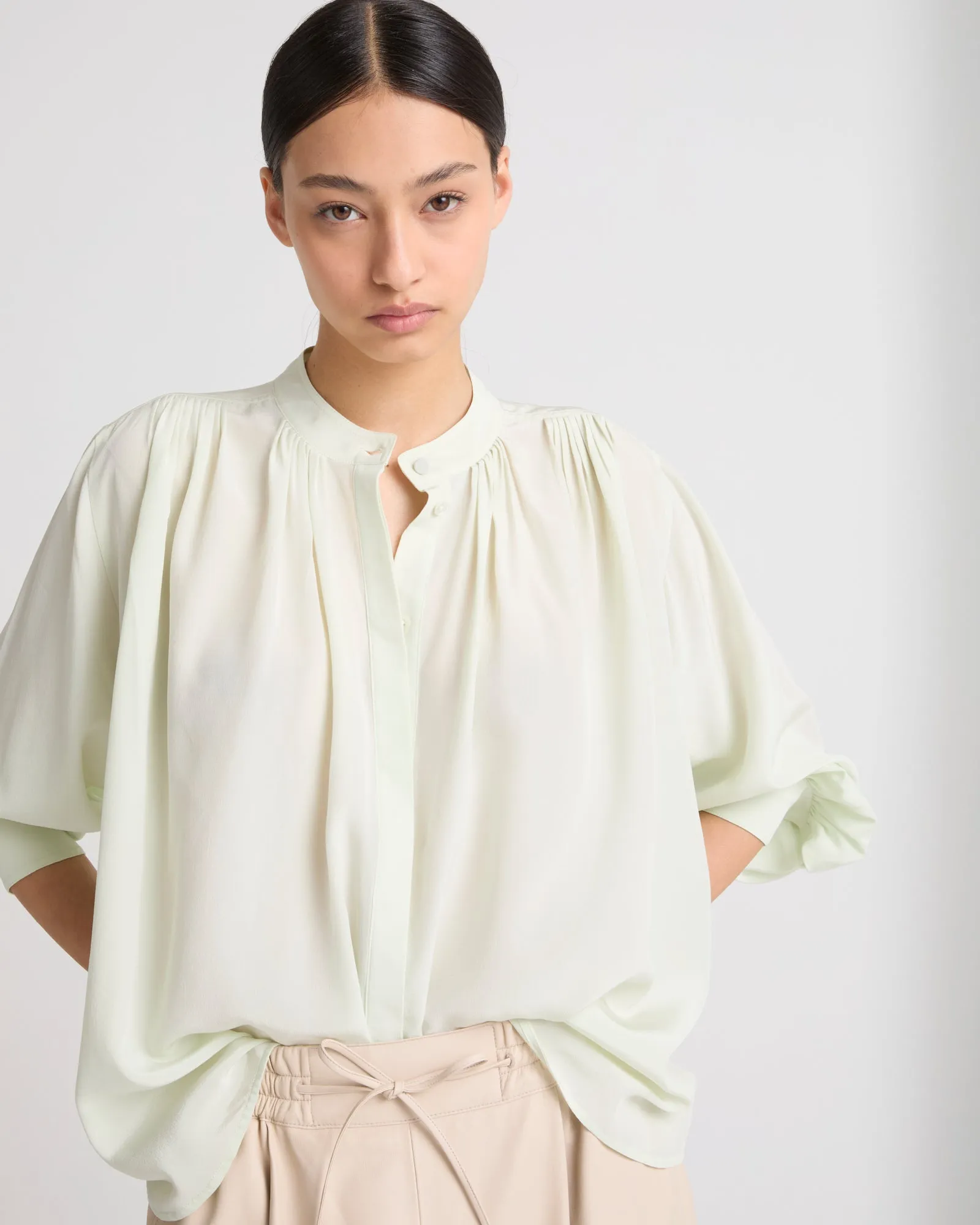 Pleated shirt in light silk crepe