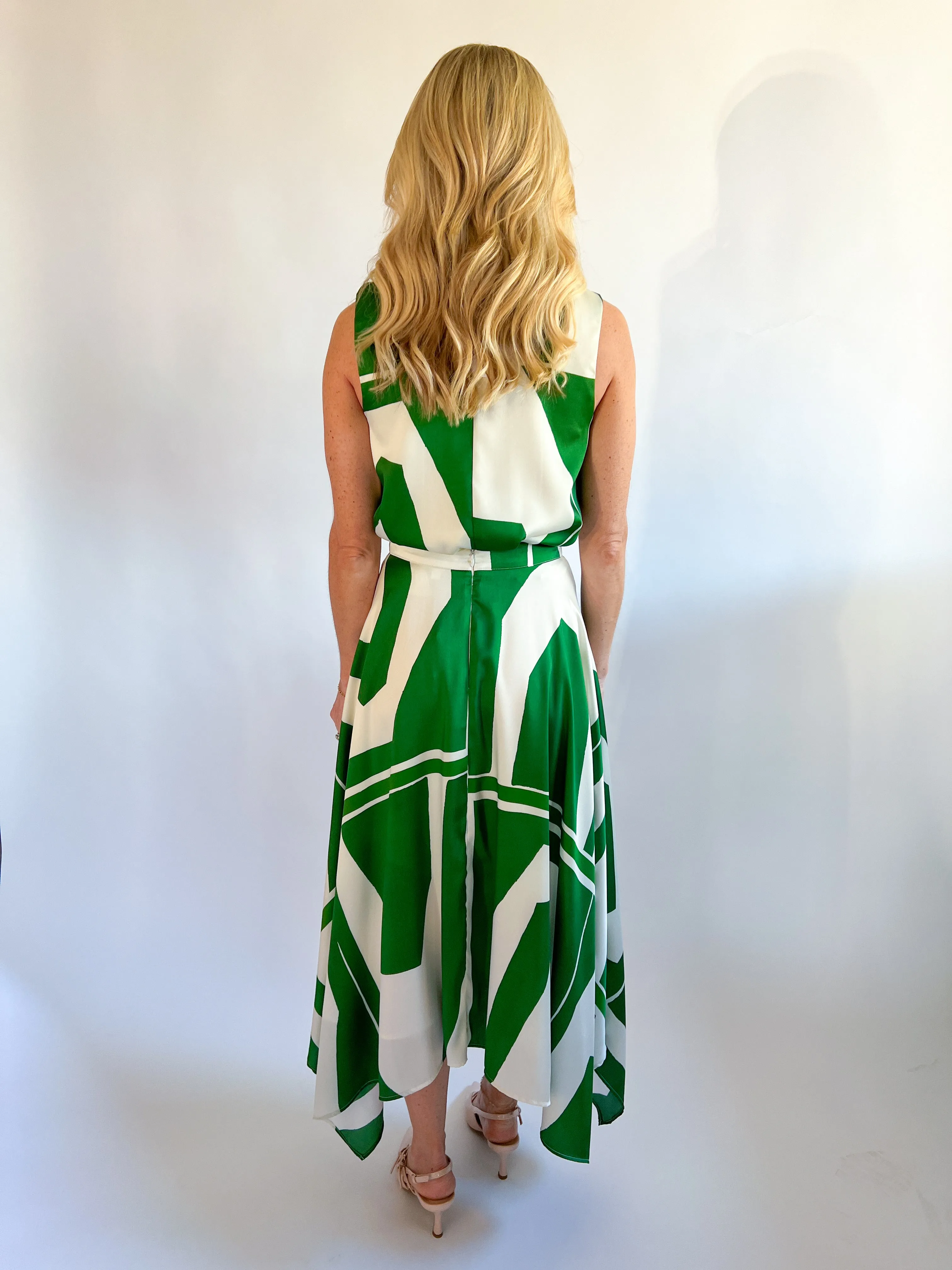 Rebecca Abstract Top