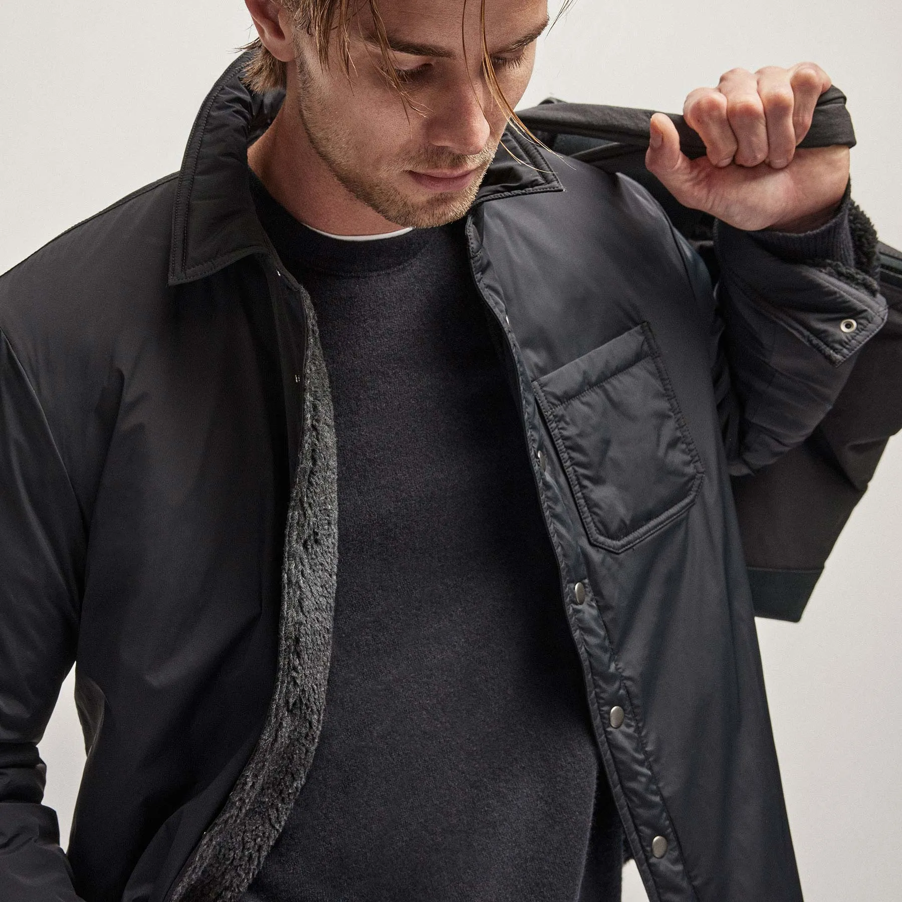 Recycled Cashmere Raglan - Black