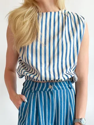 Round Neck Shoulder Padded Top