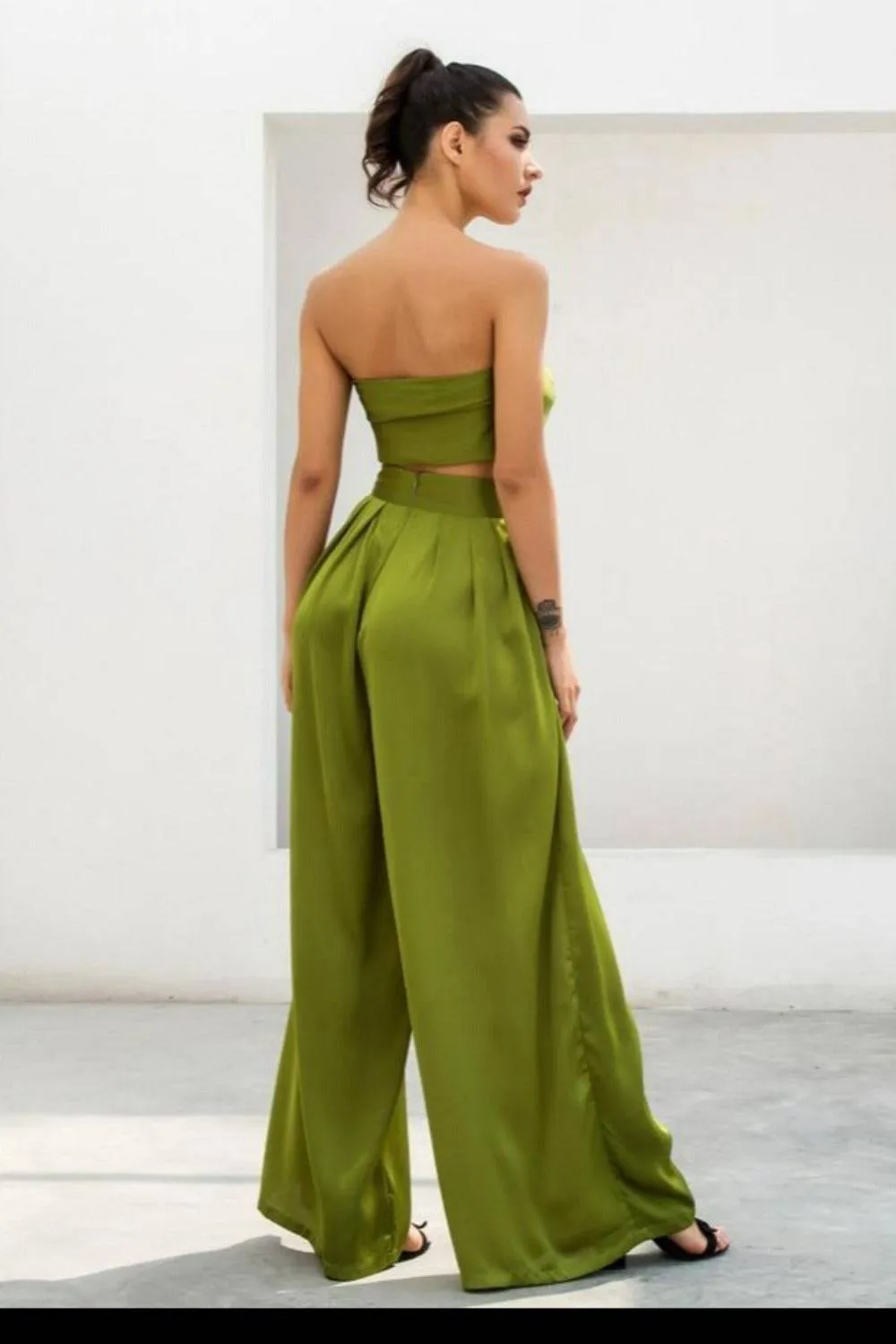 Two-Piece Silky Strapless Tie Front High Waist Wide Leg Pants Set - Green