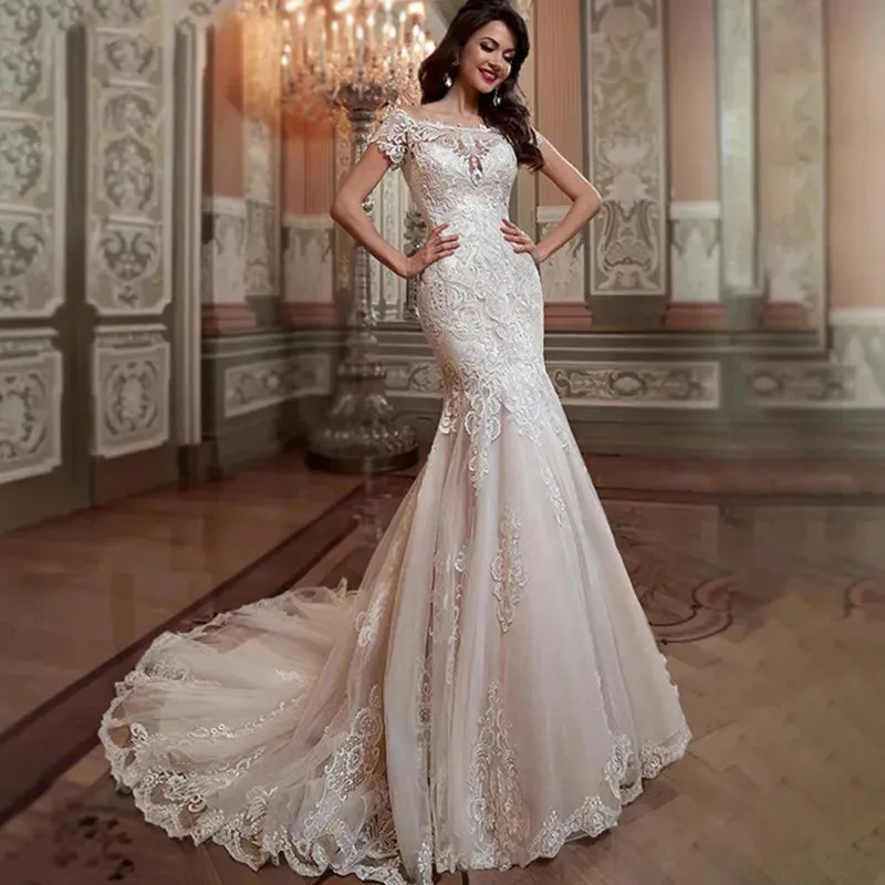 Wedding Dress Short Sleeves Lace Appliques Elegant Boat Neck Bride Gown